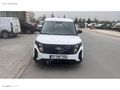 YETKİLİ BAYİDEN HATASIZ 2025 FORD COURIER 1.5 ECOBLUE TREND