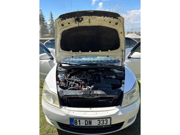 Sahibinden Skoda Octavia 1.6 TDI Ambiente 2011 Model  197.500 km Beyaz