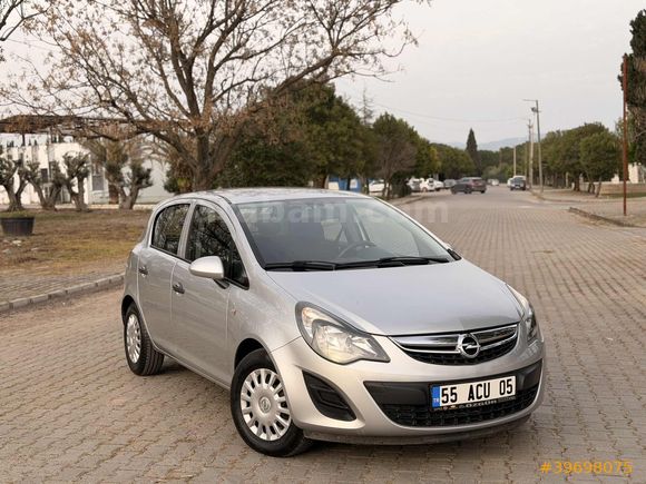 2014 MODEL 49.000 KM NOKTA HATASIZ BOYASIZ CORSA