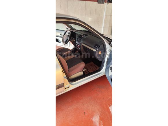 Sahibinden Renault Clio 1.2 Authentique 2006 Model