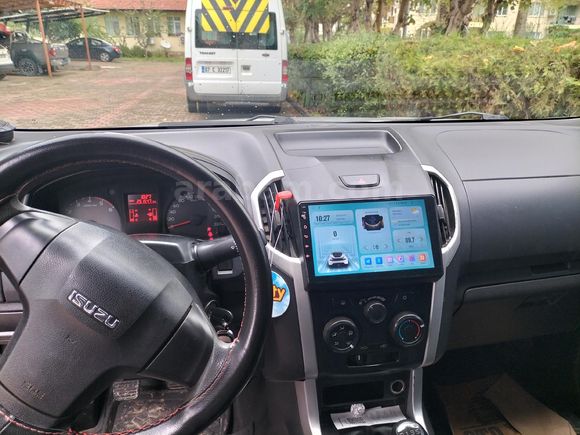 Sahibinden Isuzu D-Max 2.5 4x2 2013 Model.   pazarlık payı vardır.