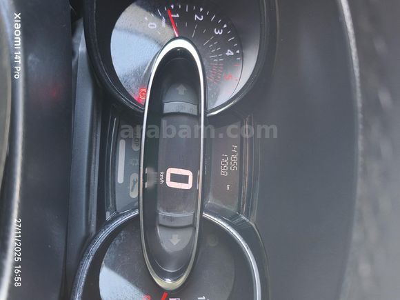 Sahibinden Renault Clio 1.5 dCi Joy 2017 Model  150.000 km Beyaz