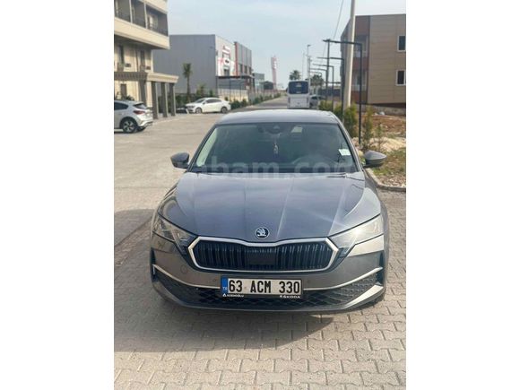 Sahibinden Skoda Octavia 1.5 Mhev Premium 2025 Model 