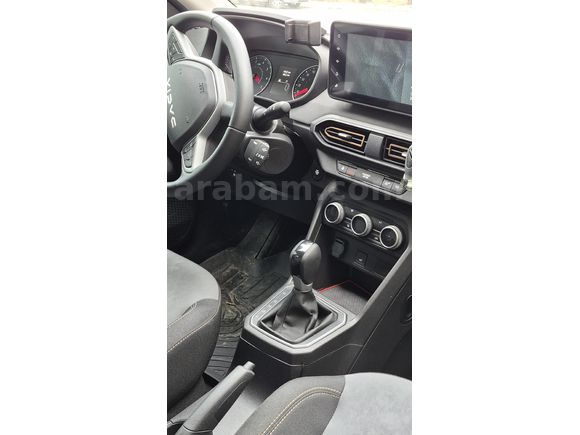 Sahibinden Dacia Sandero Stepway 1.0 Tce Extreme 2024 Model