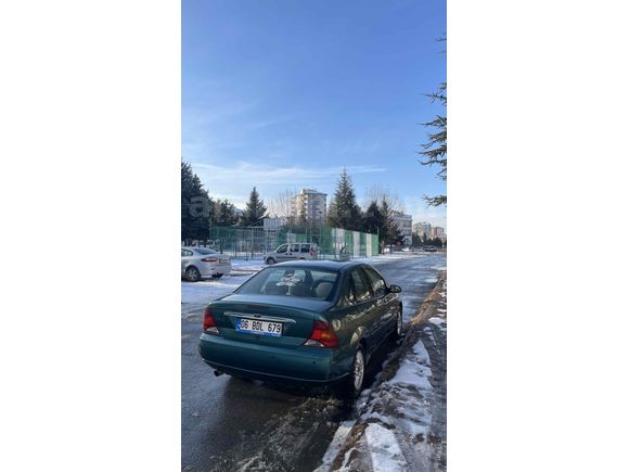Sahibinden Ford Focus 1.6 Ghia 2001 Model 