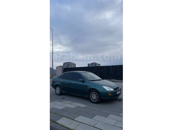 Sahibinden Ford Focus 1.6 Ghia 2001 Model 