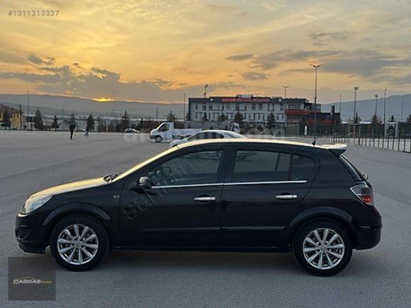 -TEK DEĞİŞENLİ TEMİZ OPEL ASTRA-