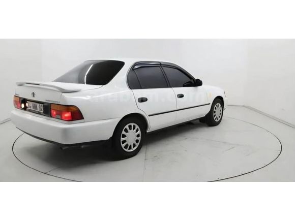 Efsane kasa Corolla GLİ satışta