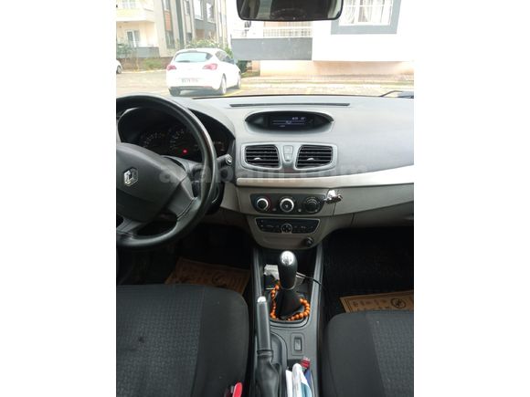 Sahibinden Renault Fluence 1.6 Business 2012 Model  217.000 km Beyaz