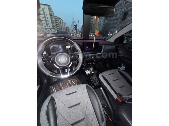 Sahibinden Kia Stonic 1.0 T-GDI Elegance Plus 2024 Model 