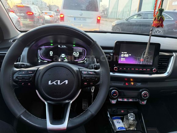 Sahibinden Kia Stonic 1.0 T-GDI Elegance Plus 2024 Model 
