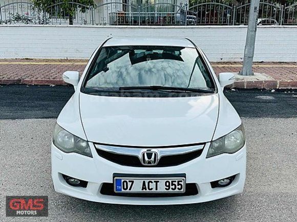 GMS MOTORS'DAN BAKIMLI-BEYAZ RENK-MANUEL VİTES-CİVİC