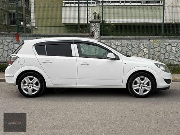 2013 MODEL/ HATASIZ AYARINDA/ 244,000 KM/ KART TAKSİT