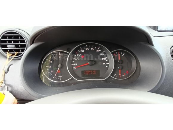 Sahibinden Renault Kangoo Multix 1.5 dCi Expression 2009 Model