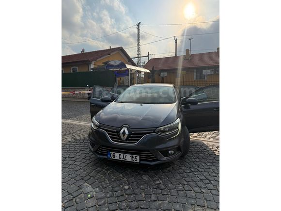 Renault Megane Düşük KM Özel Paket Temiz Araç