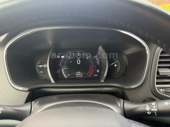 Renault Megane Düşük KM Özel Paket Temiz Araç