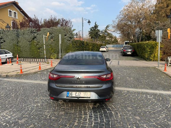 Renault Megane Düşük KM Özel Paket Temiz Araç