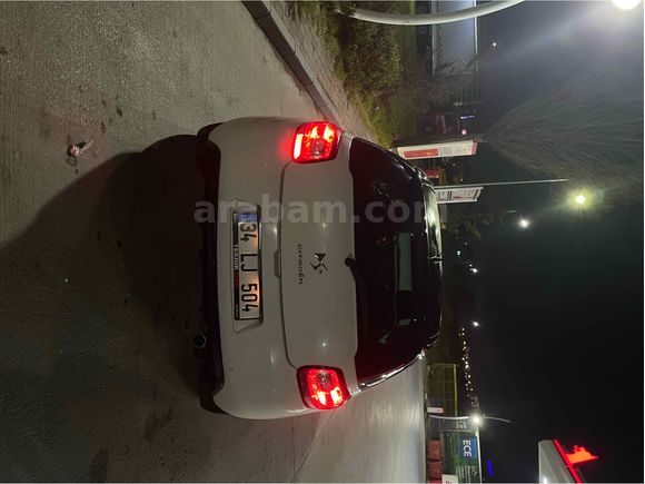 Sahibinden DS Automobiles DS3 1.6 VTi DStyle 2011 Model 