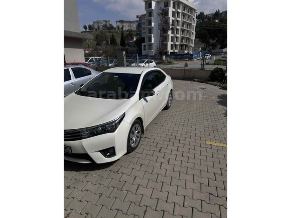 Sahibinden Toyota Corolla 1.4 D-4D Touch 2015 Model 