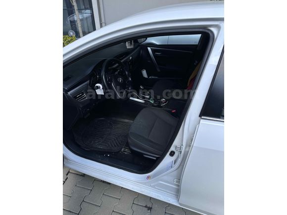 Sahibinden Toyota Corolla 1.4 D-4D Touch 2015 Model 