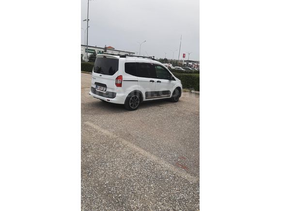 Sahibinden Ford Tourneo Courier 1.5 TDCi Titanium Plus 2022 Model