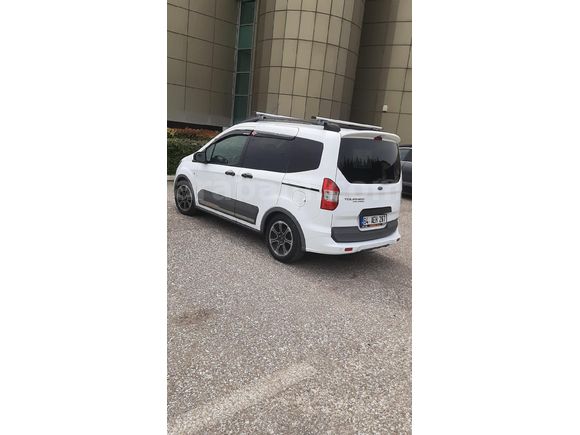 Sahibinden Ford Tourneo Courier 1.5 TDCi Titanium Plus 2022 Model