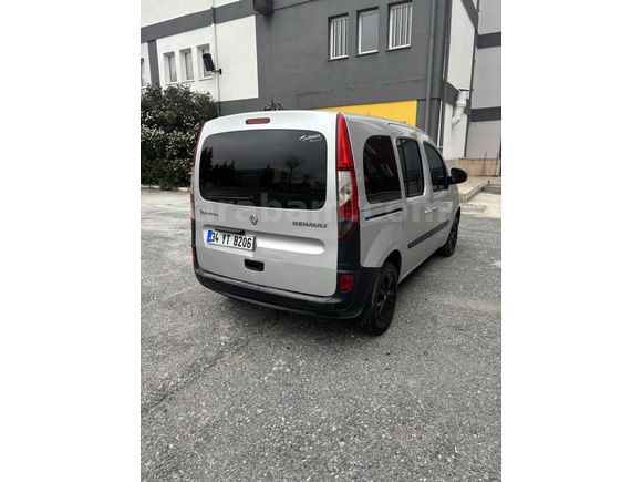 Sahibinden Renault Kangoo Multix 1.5 dCi Extreme 110 bg 6 ileri 2017 Model 