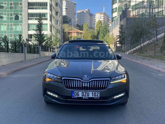 Sahibinden Skoda SuperB 1.5 TSI Prestige 2022 Model 