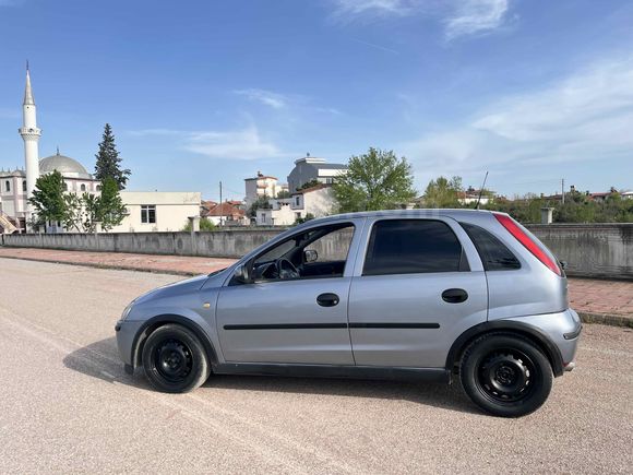 Sahibinden Opel Corsa 1.3 CDTI Essentia 2004 Model 