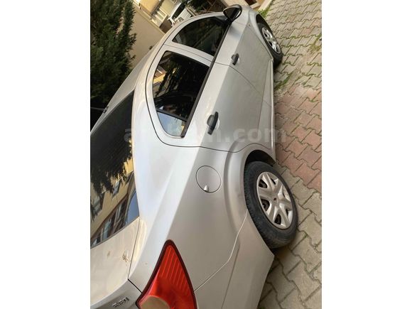 Sahibinden Chevrolet Aveo 1.3 D LS 2012 Model  230.000 km Gri (Gümüş)