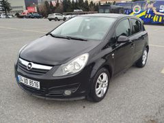 opel corsa otomatik dusuk km degisen boya tramer yok