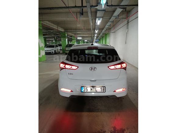 2015 model Hyundai i20 1.2 Style Cam tavanlı