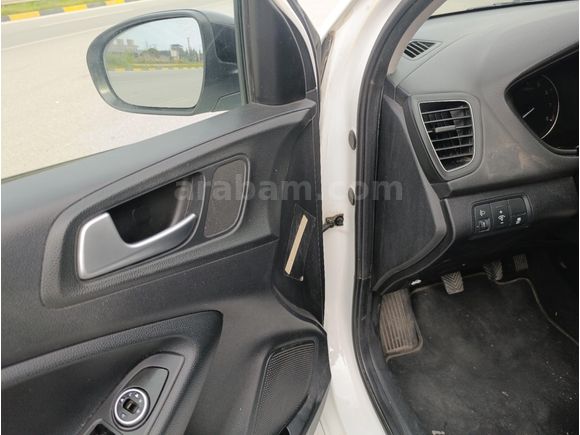 2015 model Hyundai i20 1.2 Style Cam tavanlı