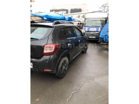 Sahibinden Dacia Sandero 1.5 dCi Stepway 2013 Model 