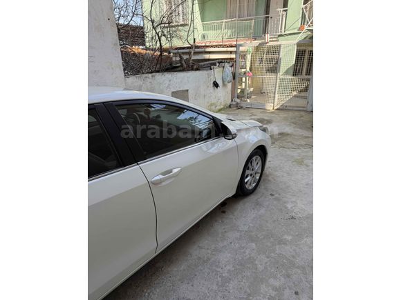 Sahibinden Toyota Corolla 1.4 D-4D Advance 2015 Model 