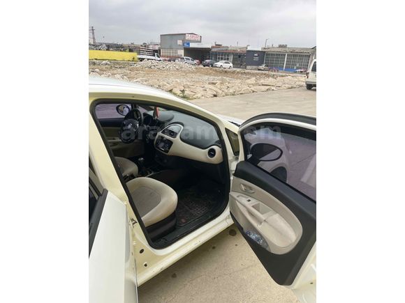 Sahibinden Fiat Linea 1.3 Multijet Lounge 2015 Model  216.000 km Beyaz