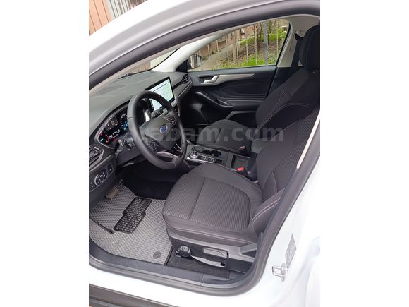 Sahibinden Ford Focus 1.5 EcoBlue Titanium Stil 2025 Model kış paketi ful orjinal