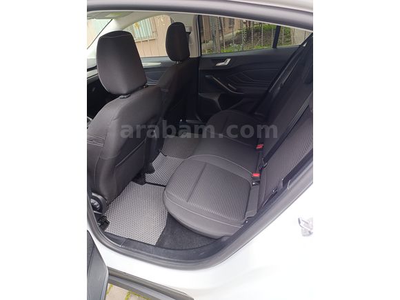 Sahibinden Ford Focus 1.5 EcoBlue Titanium Stil 2025 Model kış paketi ful orjinal