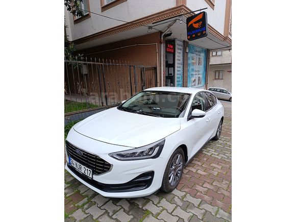 Sahibinden Ford Focus 1.5 EcoBlue Titanium Stil 2025 Model kış paketi ful orjinal