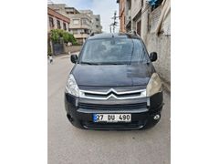Sahibinden Citroen Berlingo 1.6 HDi Combi SX 2011 Model  330.000 km Siyah