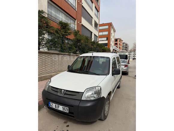 Sahibinden Peugeot Partner 1.9 D 2003 Model