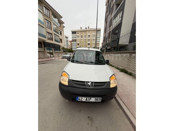Sahibinden Peugeot Partner 1.9 D 2003 Model