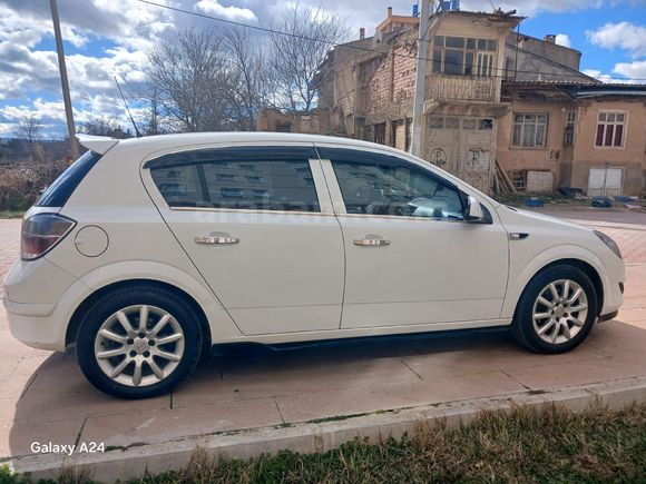 Sahibinden Opel Astra 1.3 CDTI Essentia Konfor 2011 Model