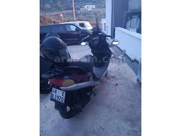 Yeni muayene li Mondial 150 RE