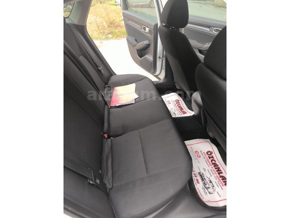Sahibinden Honda Civic 1.5 i-VTEC Eco Premium 2022 Model
