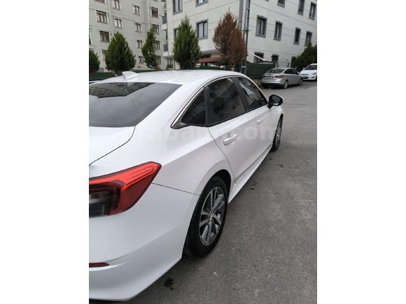 Sahibinden Honda Civic 1.5 i-VTEC Eco Premium 2022 Model