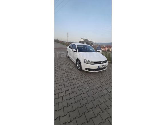 Sahibinden Değişensiz Volkswagen Jetta 1.6 TDi Comfortline