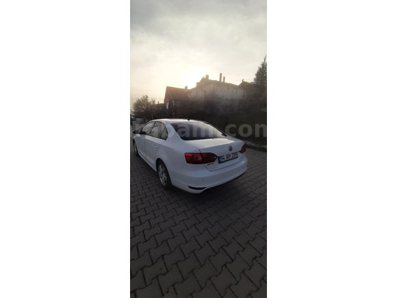 Sahibinden Değişensiz Volkswagen Jetta 1.6 TDi Comfortline