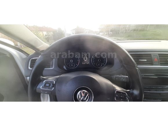 Sahibinden Değişensiz Volkswagen Jetta 1.6 TDi Comfortline