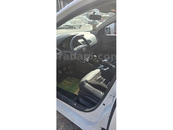 Sahibinden Renault Fluence 1.5 dCi Touch Plus 2013 Model 